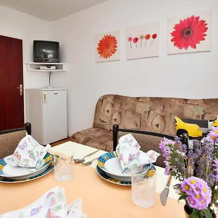 Apartment Dragica-Meerblick, 280 M Vom Meer * Silo (Krk)