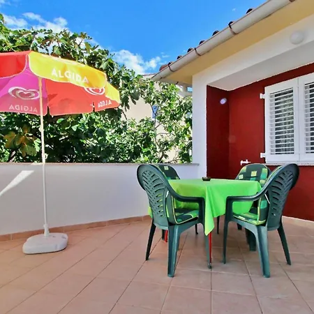 Apartment Dragica-Meerblick, 280 M Vom Meer * Silo (Krk)